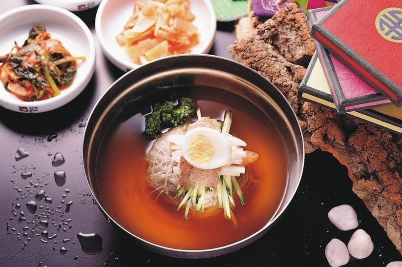 未來(lái)餐飲業(yè)的發(fā)展定位如何做呢？